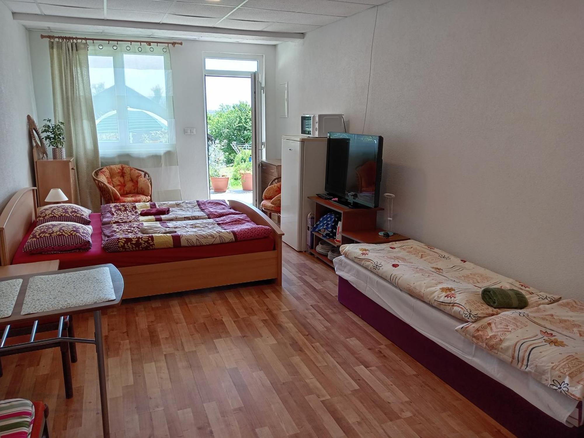 Apartmany Fantagiro Kaluža Eksteriør bilde